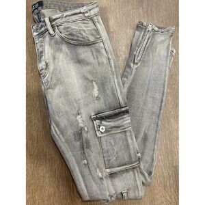 Size Brand Man's Denim Cargo Jeans Size 31-32 Light Black Wash